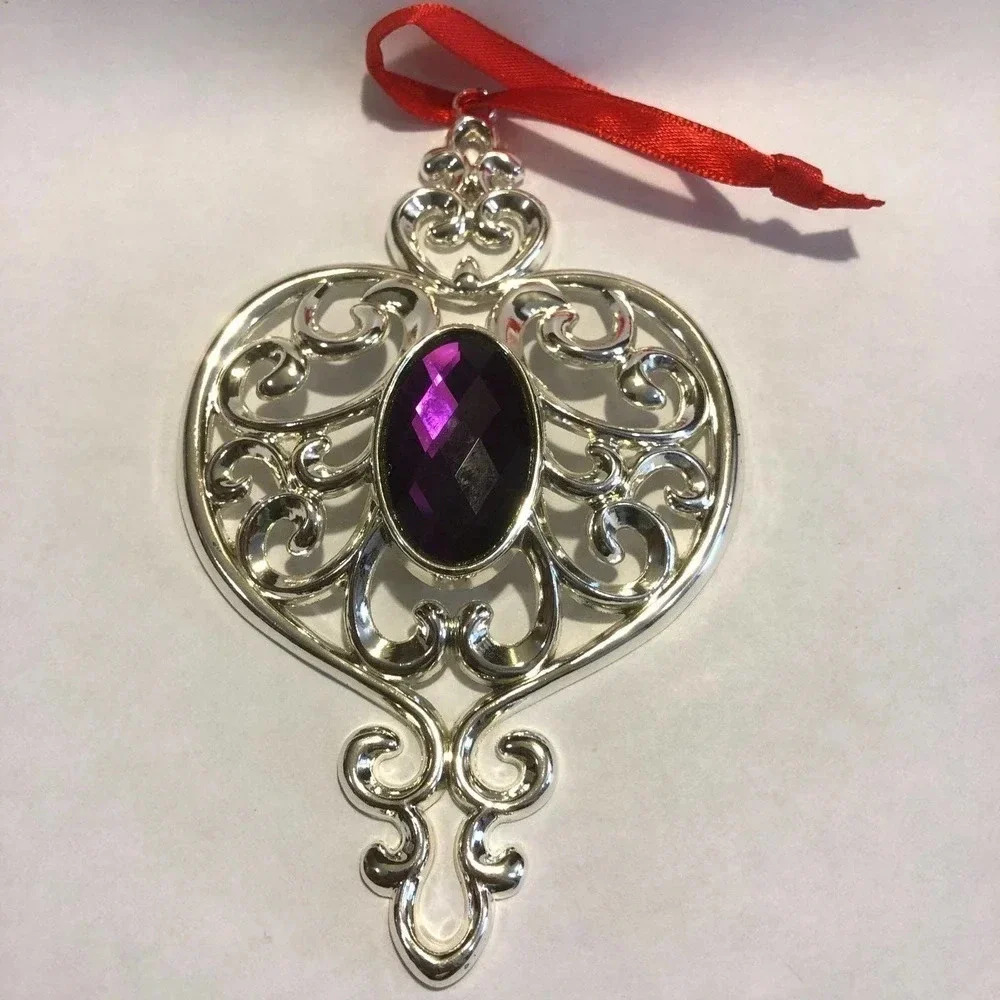 Beautiful Heart and Purple Stone Lenox Christmas ornament